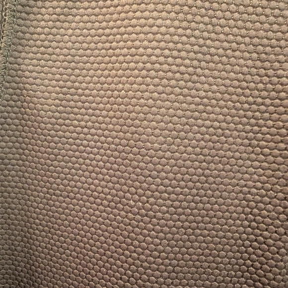 SET OF 2 Workout Tanks - Picture 10 of 13